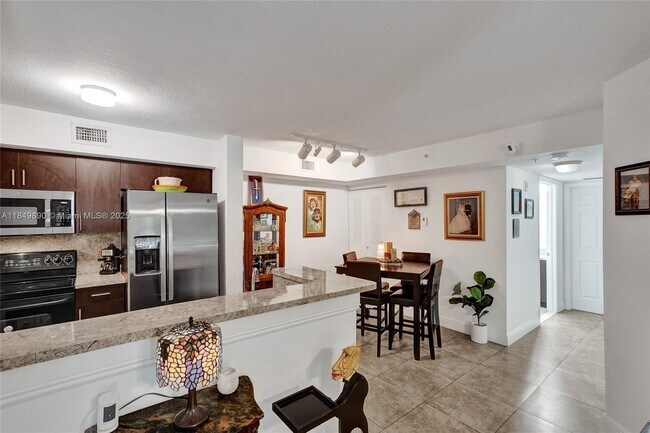 Building Photo - 15400 SW 284th St