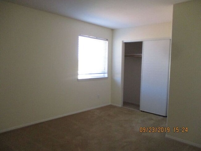 Building Photo - 31419 Orchard Ln