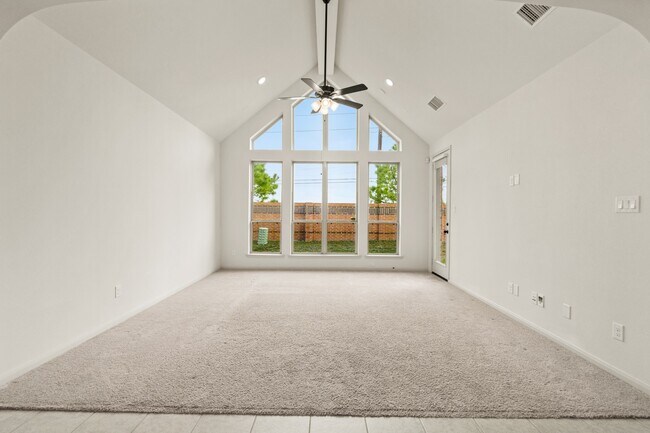 Building Photo - 6018 Bristol Spur Ln