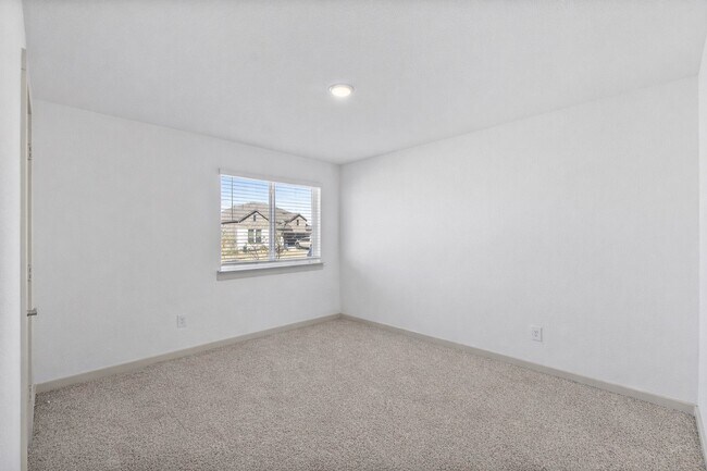 Building Photo - 13220 Lago Acero