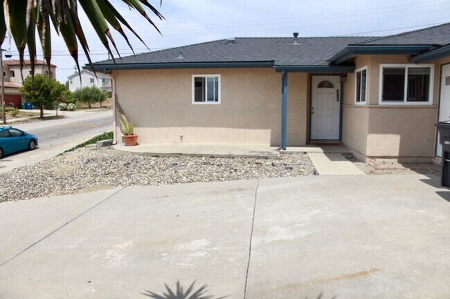 Building Photo - 593 Venus Ave