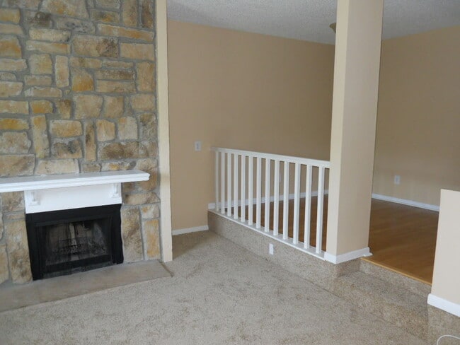 Building Photo - 1305 Westbrooke St