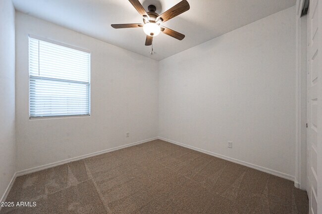 Building Photo - 25180 N 172nd Dr