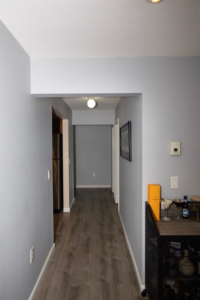 Building Photo - 3 Fairfax Ave