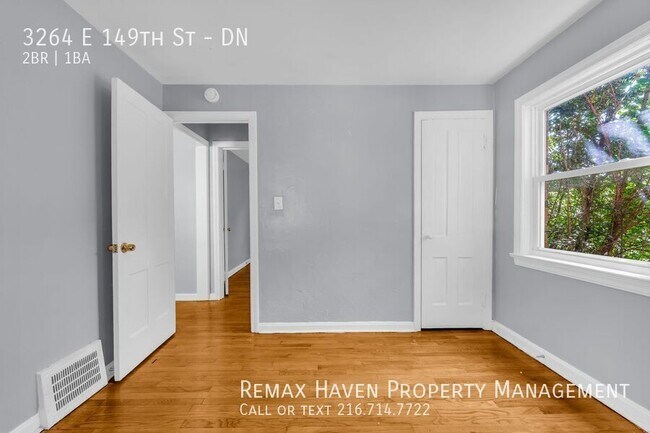Building Photo - 3264 E 149th St