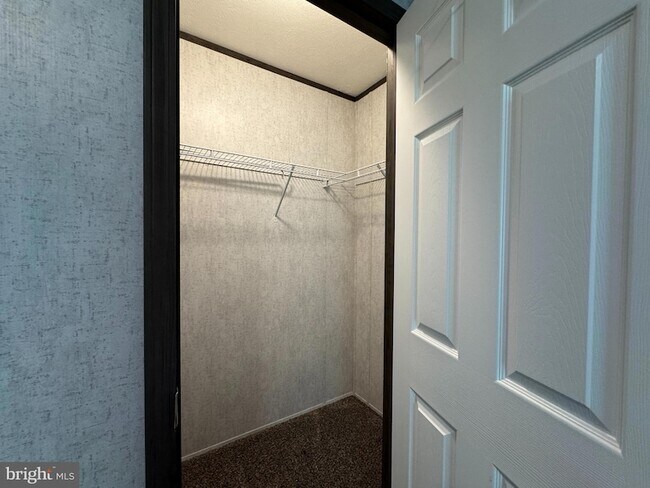 Building Photo - 57 Woodside Dr