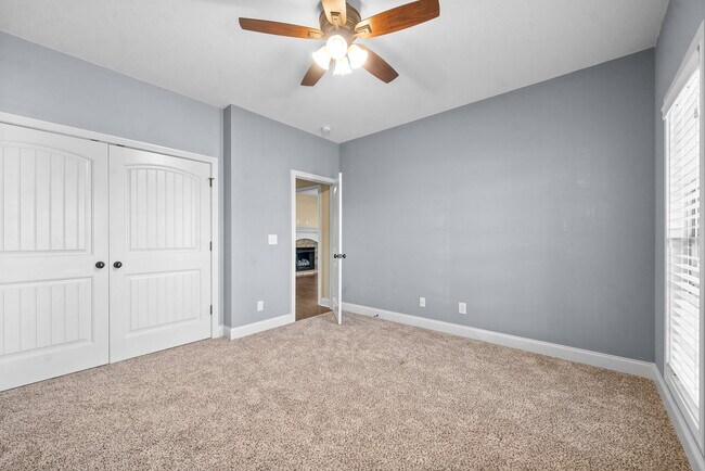 Building Photo - 3176 Porter Hills Dr
