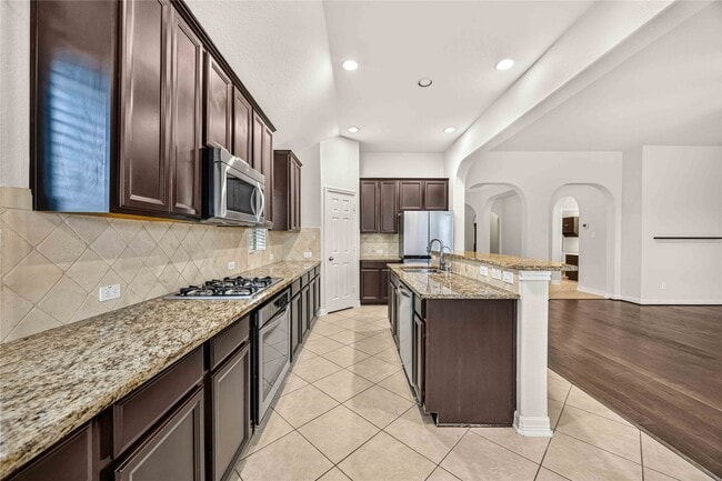 Building Photo - 28907 Crested Butte Dr