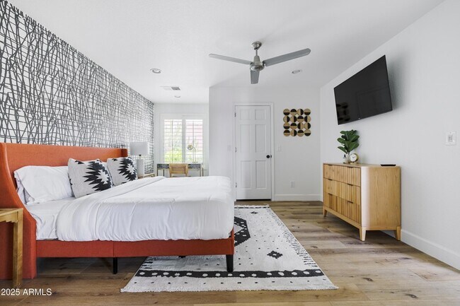 Building Photo - 5226 E Kathleen Rd