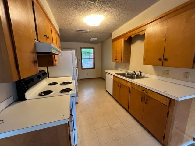 Building Photo - 1814 W California Ave