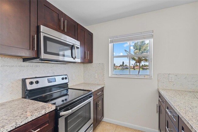 Building Photo - 6402 Buena Vista Dr