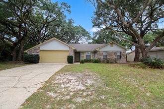 Building Photo - Bay Meadows 3BR Home Near NAS Pensacola with Granite Kitchen & Fenced Backyard