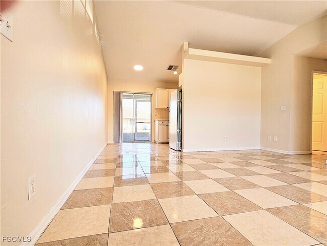 Building Photo - 4916 Leonard Blvd S