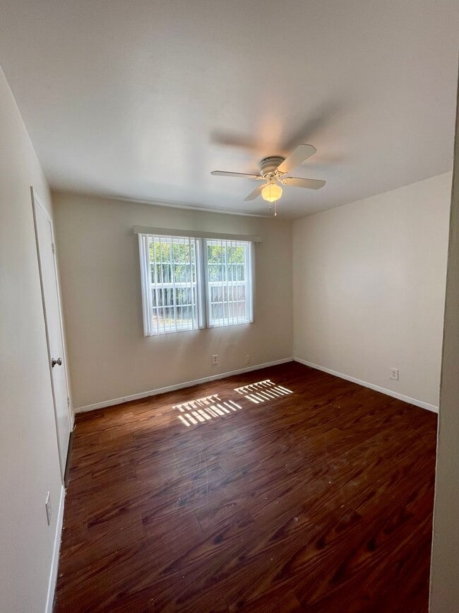Building Photo - Updated 4-Bed 2-Bath | $4220 Mo | Large yard | Fruit Trees