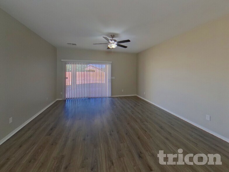 Building Photo - 37020 W Mondragone Ln