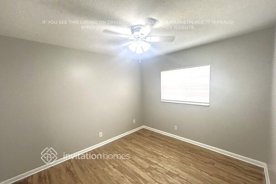 Building Photo - 270 Van Gogh Cir