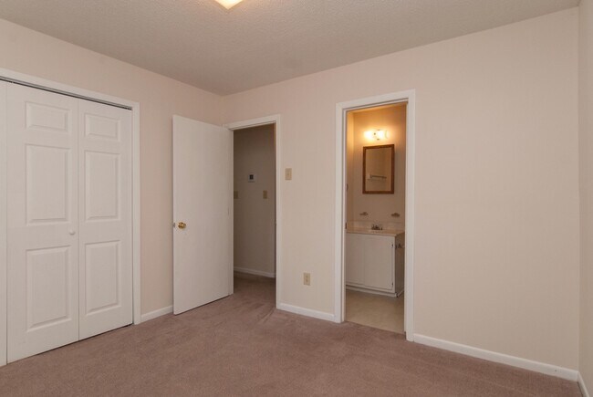 Building Photo - 4107 Kenan Ct