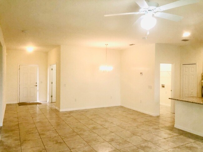 Building Photo - NE Cape Coral Single Family Home