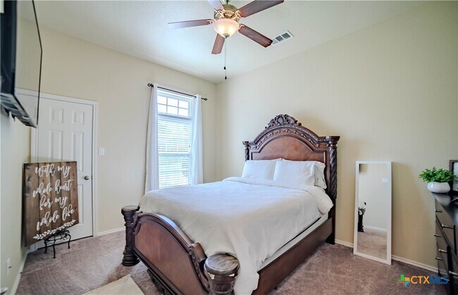 Building Photo - 1520 Walker Pl Blvd