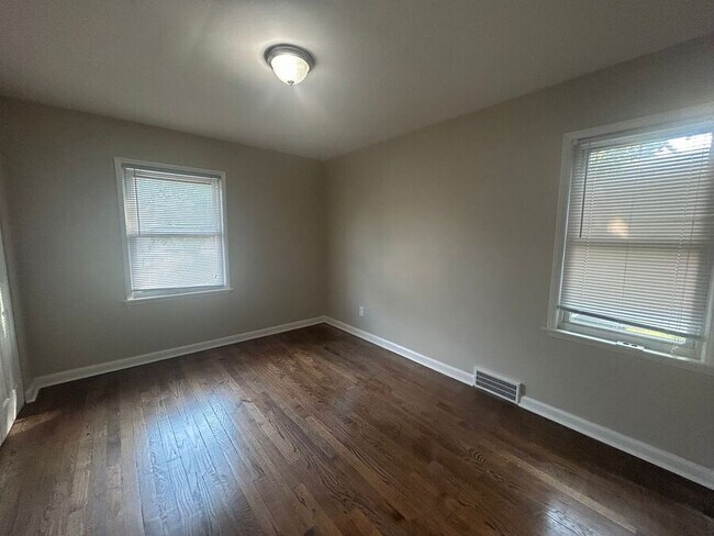 Building Photo - 2155 Harvard-