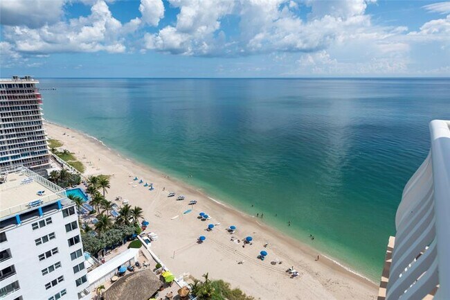 Building Photo - 4020 Galt Ocean Dr