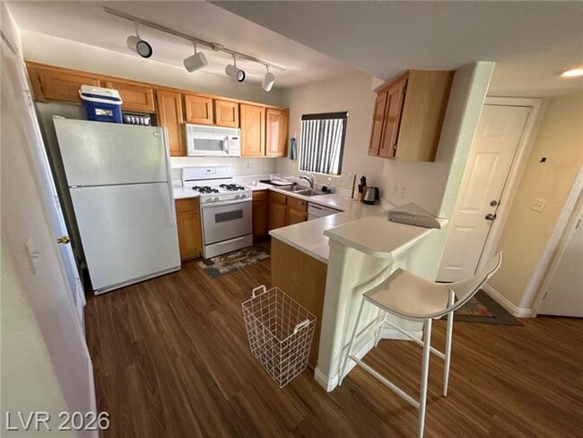 Building Photo - 4555 E Sahara Ave