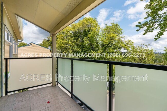 Building Photo - 15154 65th Ave S