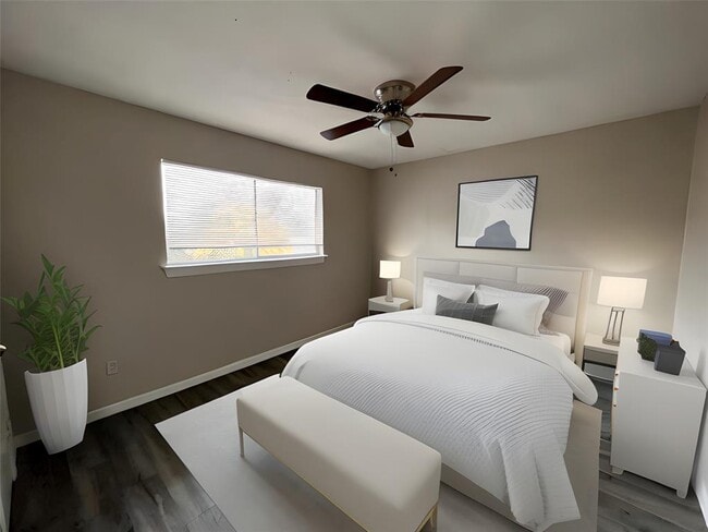 Building Photo - 3106 Duval St