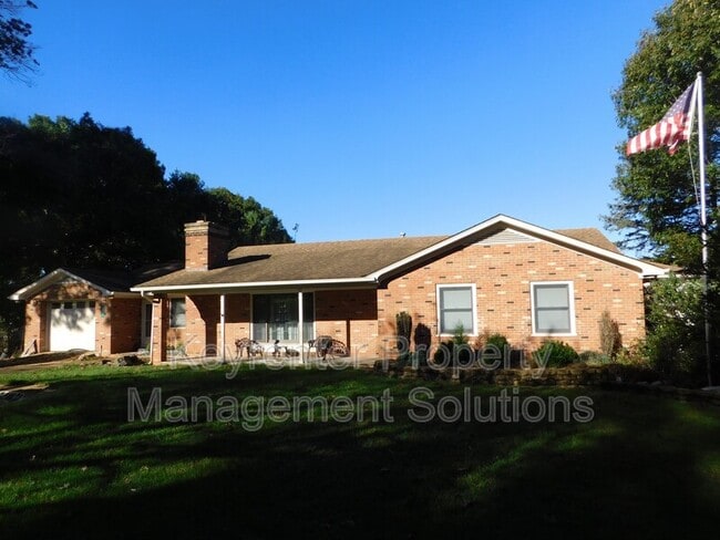 Building Photo - 251 William Cousins Rd