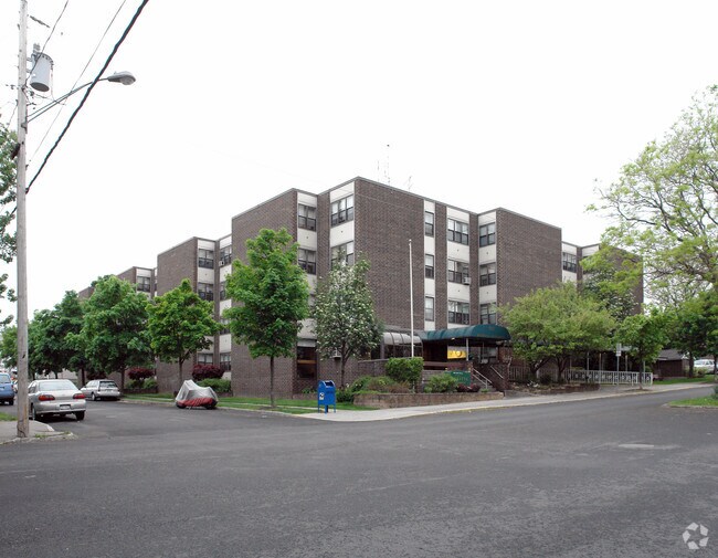 Eugene Hanratta Senior Housing 500 16th St Watervliet NY 12189