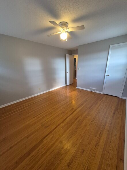 Bedroom 1 - 14x12 - 2219 W 61st St