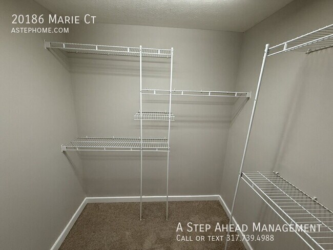 Building Photo - 20186 Marie Ct