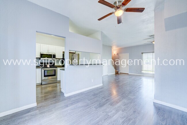 Building Photo - 18604 N 33rd Dr