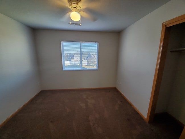 Building Photo - Mulberry Pointe Apartments