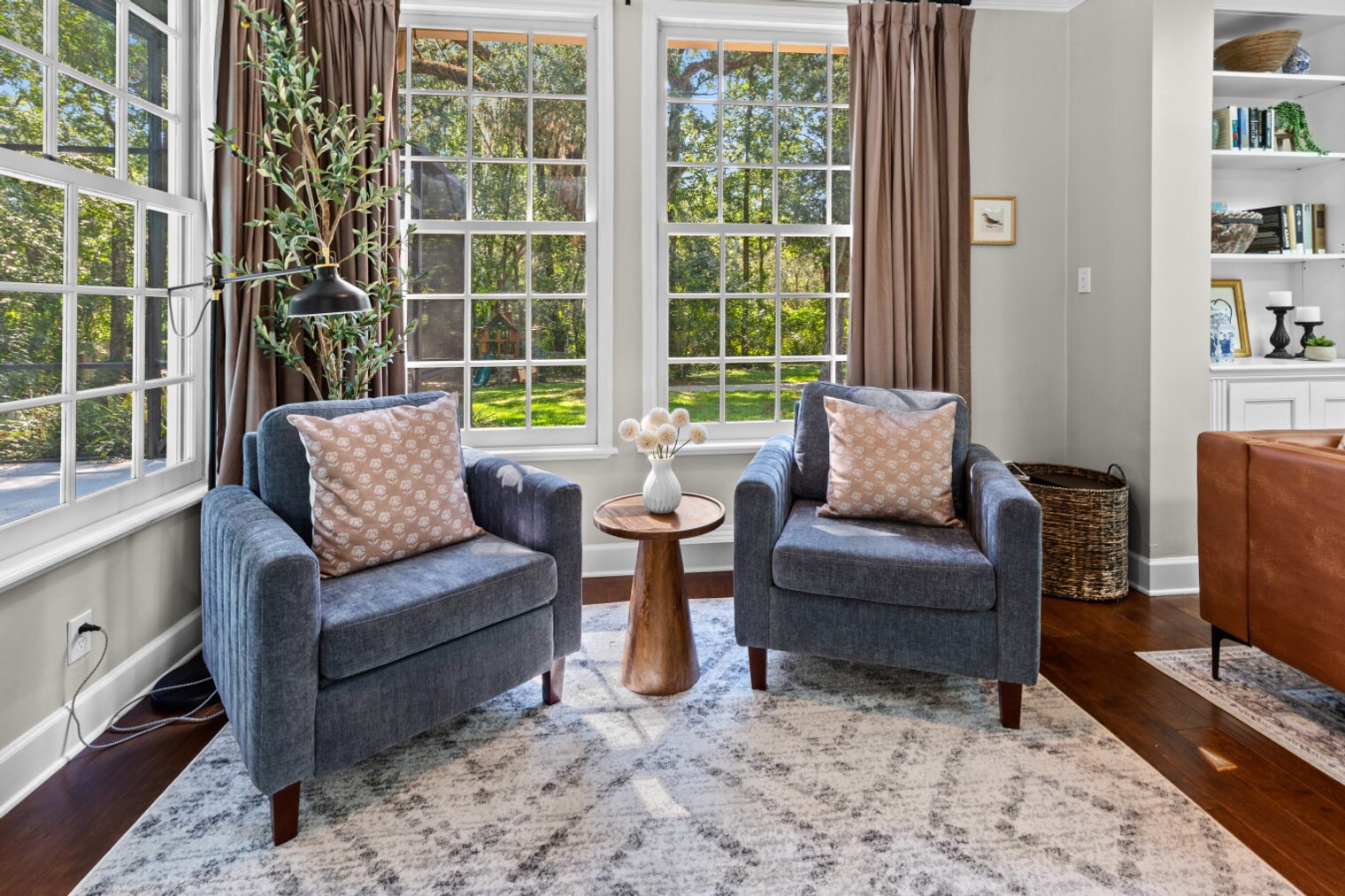 Building Photo - 11011 NW 12th Pl