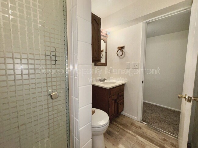 Building Photo - 5728 S Kenton St