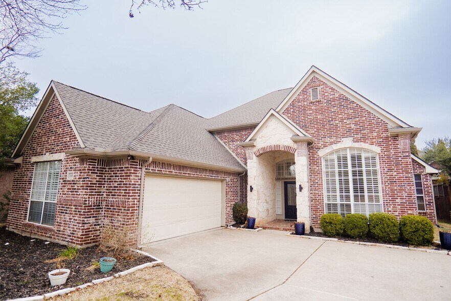 Building Photo - 3404 Wimbledon Dr