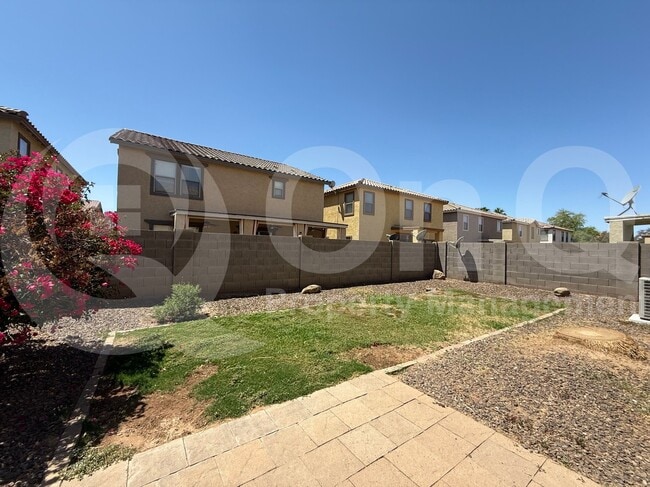 Building Photo - 6333 W Valencia Dr