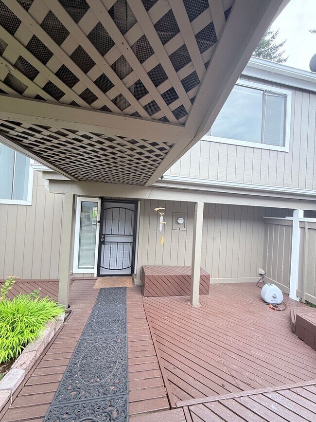 Building Photo - Charming 3-Bed Condo in Quail Run | Pool, ...