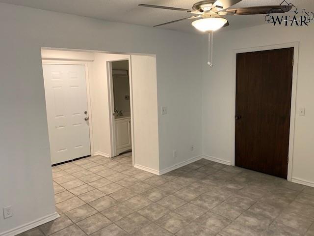 Building Photo - 3020 Cunningham Dr