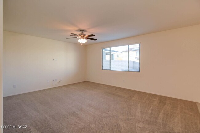 Building Photo - 6762 E Via Arroyo Largo