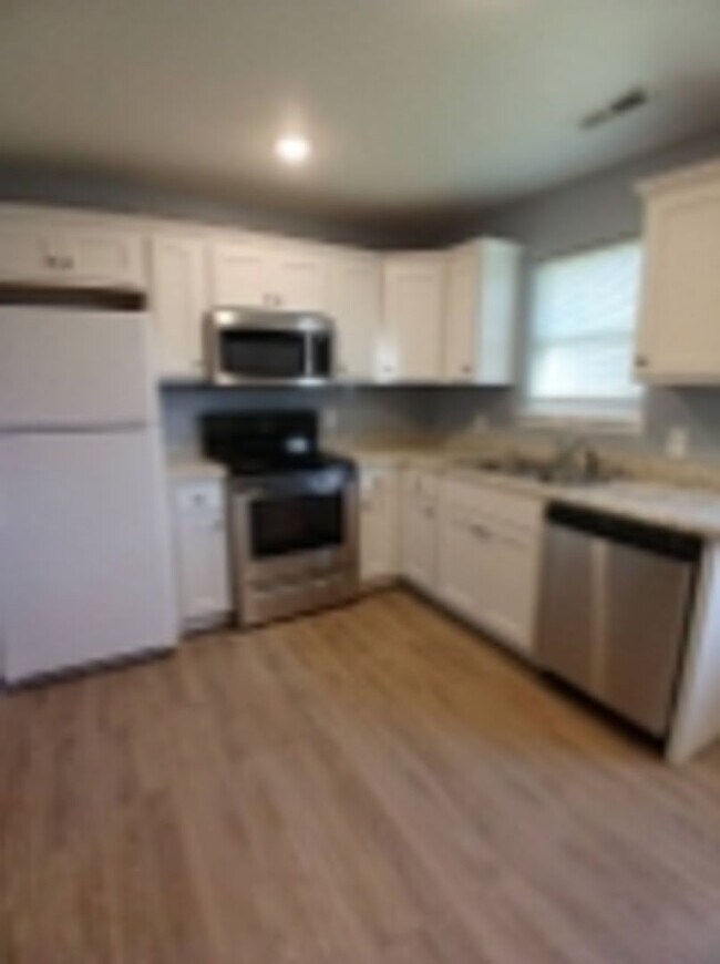 Building Photo - 3628-3632 Dorris Street