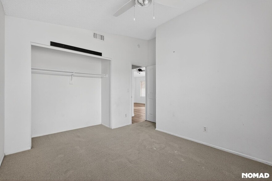 Building Photo - 4640 E Piedmont Rd