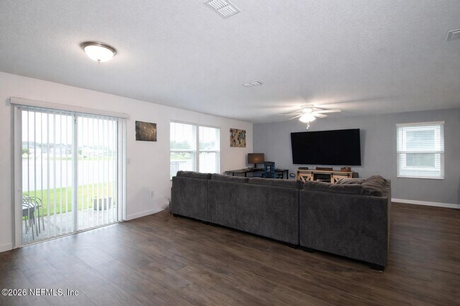 Building Photo - 3554 Shiner Dr