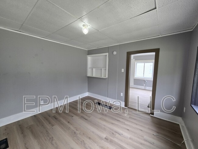 Building Photo - 508 Mobile St