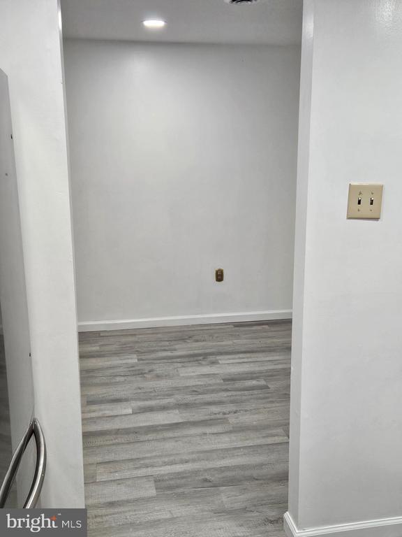 Building Photo - 55 Holly Dr