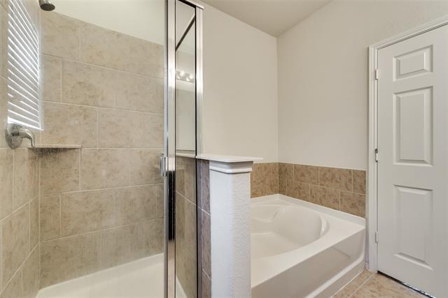 Building Photo - 2308 Bermont Red Ln