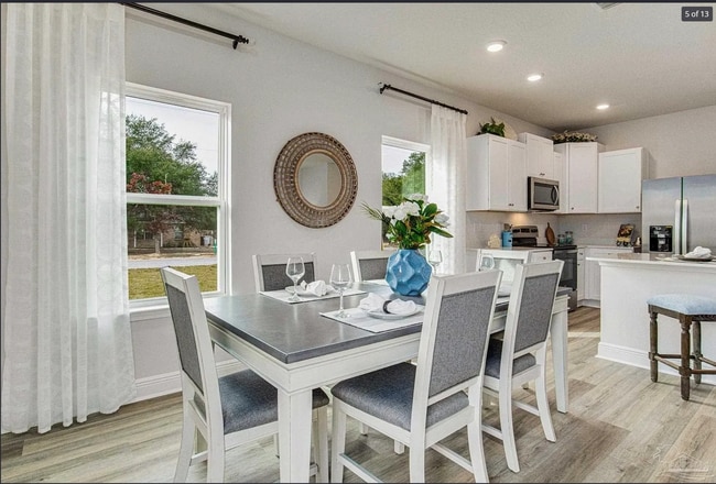 Building Photo - 9012 Golden Eye Dr