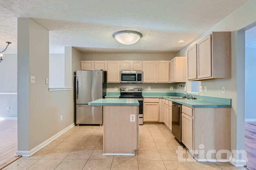 Building Photo - 23 Bensmill Ct