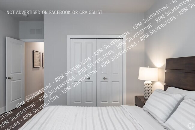 Building Photo - 2670 Barrington Square